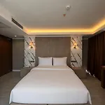 Sultan 3*