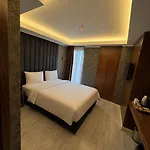 Sultan Hotel 3*